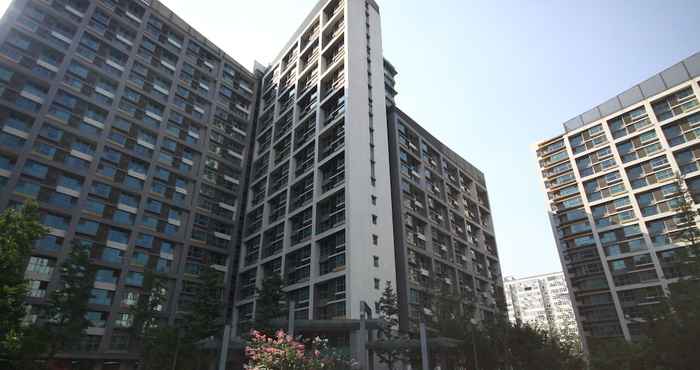 Lainnya Rich & Young Seasons Park Service Apartment