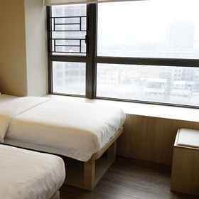 Khách sạn Cruise 1, Khách sạn Ga MTR Hang Hau