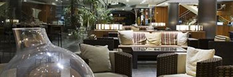 ล็อบบี้ Silken Puerta Malaga