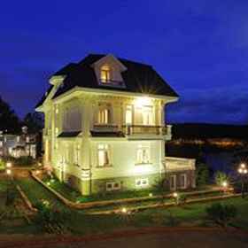 Sacom Resort 1, Hotel Truc Lam Zen Monastery