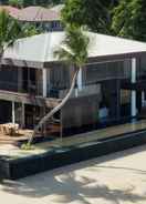 Hotel Exterior Villa U : Luxury Beachfront Pool Villa