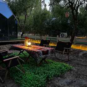 Hotel Interior/Public Areas1First Sight Dunhuang (Mingsha Mountain & Crescent Moon Spring Branch),敦煌国际饭店-停车场飯店