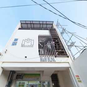 Hotel Exterior 1 RedDoorz @ Plaza Jaro Iloilo, Ong Bun Son's Hardware Hotels