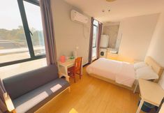 Others 5 The Western House