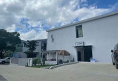 Others 2 Autumn · Resort Hotel (Wanning Riyue Bay)