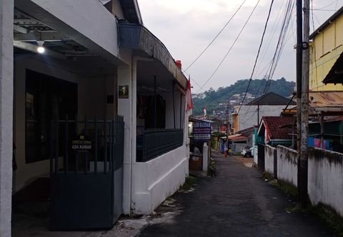 Others SPOT ON 91597 Sharie Homestay Syariah