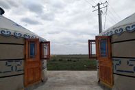 Khác Ulan tuya hosts tribes in the helamuren steppe