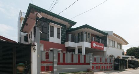 其他 2 RedDoorz @ Alquiza Residences Parañaque