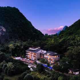 Hotel Exterior 1 Yinxin Valley Net Red Travel Photography and Hot Spring Resort (Yulong River Scenic Area Store), Hotel Yangshuo Secret Garden