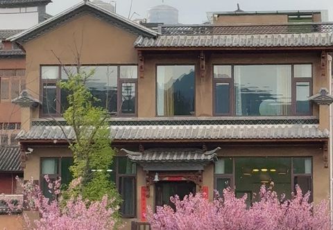 Lain-lain Lvye Homestay (Yujinqiao Branch, Shaxi Ancient Town)
