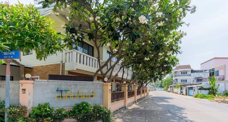 其他 2 OYO 884 Baan Sang Chan Cha-am