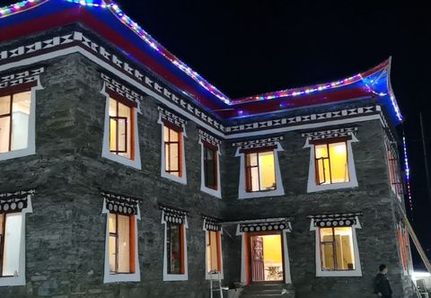 Others Kangding Yunduan Scenic Homestay