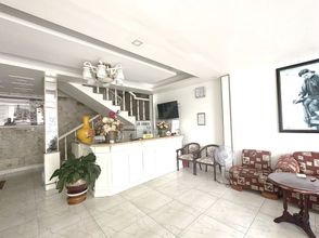 อื่นๆ 4 OYO 1196 Le Vu Hotel