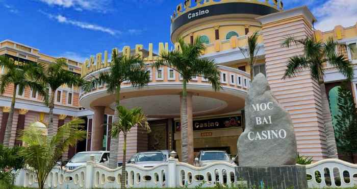 Khác Bavet Mocbai Casino & Hotel