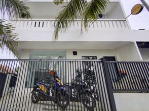 Others OYO Life 90152 Garuda Bima Residence Syariah