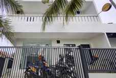 Others OYO Life 90152 Garuda Bima Residence Syariah