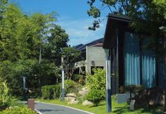 Khác 5 PEIYILODGE LINGFENG