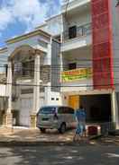 Hotel Exterior OYO 93309 Mely Homestay