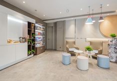 Others 5 Sushi Hotel (Shanghai Xujiahui Yishan Road Subway Station Branch)