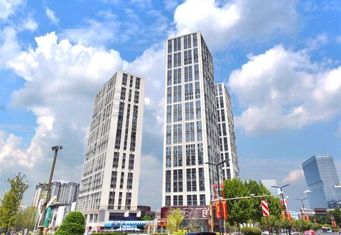 Others Jiapeng Hotel (Chongqing Jiefangbei Qixinggang Light Rail Station Store)