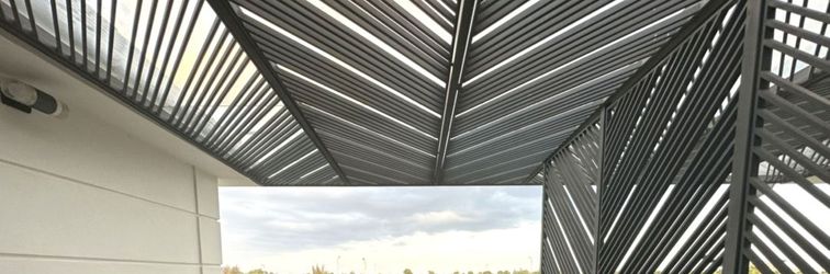 Others Capital O 1194 Bee Hotel