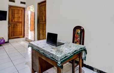 Lainnya 2 OYO 92267 Nurul Homestay Syariah