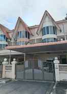 Hotel Exterior BUTTERWORTH RAJA UDA RAYA HOMESTAY