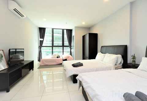 Lainnya B-6-12 Comfy & Simple Apartment at Atria SOFO Suites