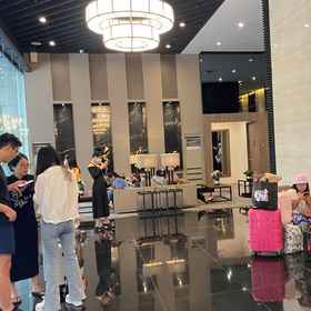 Logo11Br at Air Makati Ayala Near Makati Med,The Spire Oasis飯店