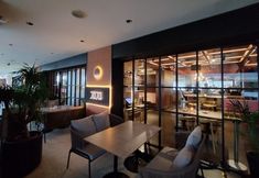 Lainnya 7 reStary K-Pool Themed Homestay