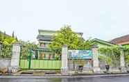 Others 4 OYO Life 92043 Kost Barokah Syariah Madiun