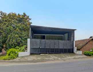 Others 2 OYO Life 91947 Kost Barokah Syariah