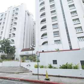 Hotel Exterior 1 RedDoorz Premium @ The Residences Olympia Makati, The Clipper House Makati Hotels