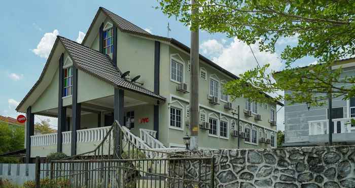 Lain-lain Spot on 93519 Kebun Manis Homestay