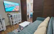 Others 7 NO Additional Fees Makati Apartment condo w/ mall