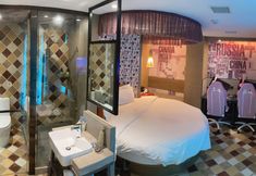 Others 2 E-sport E-Sports Hotel