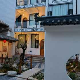 Hotel Exterior 1 Homestay Weishan Hualixiangyuan, Khách sạn Di Độ