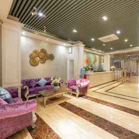 Hotel Exterior 1 Scenic Hotel (Guilin Dongxi Lane University of Technology), Xiufeng Sub-district Office Central Square Community Workstation 酒店