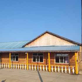 Hotel Exterior 1 エルグン・エンヘ・ジンラン・中庭, 額爾古納市 ホテル