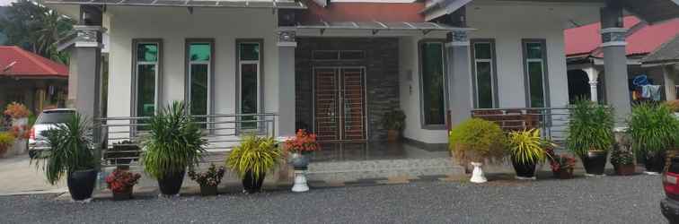 Lainnya OYO Home 90388 Homestay Masha