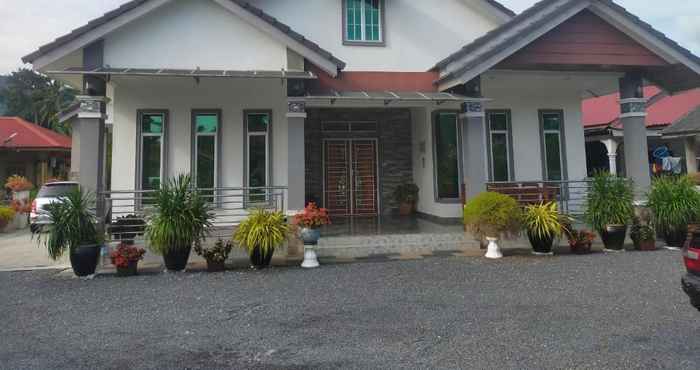 อื่นๆ OYO Home 90388 Homestay Masha