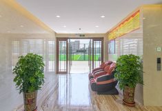 อื่นๆ 6 Dunhuang Huajing Hotel (Shazhou Night Market Shop)