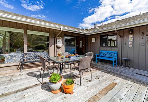 其他 Mimi's Ranch House