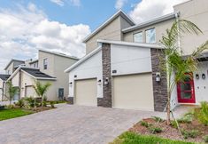 その他 2 Stunning Haven with Water Park and Golf Course Access - Elegant Retreat