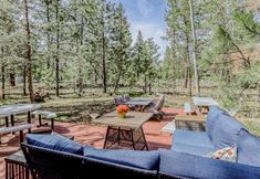 Others 4 Updated home with deck, hot tub, Ping-Pong, & shared pool/tennis - dogs ok