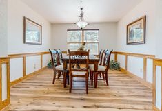 Others 3 Peak View Paradise