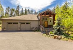 Others 7 Private Hot Tub and Ping Pong Table - Spacious Retreat