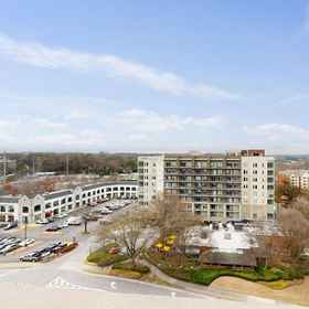 Hotel Exterior 1 The Luxe Peachtree Palace - Unit 8, Five Points Hotels