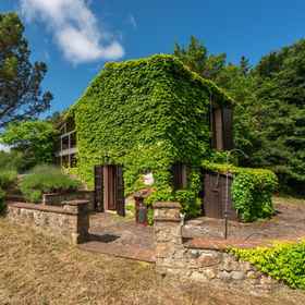 Logo 1 Lara, Magliano in Toscana Hotels