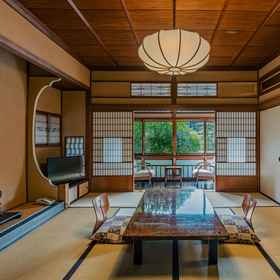 Others 1 Itoya Ryokan, Yugawara Town Tourist Information Center in front of the station Hotels